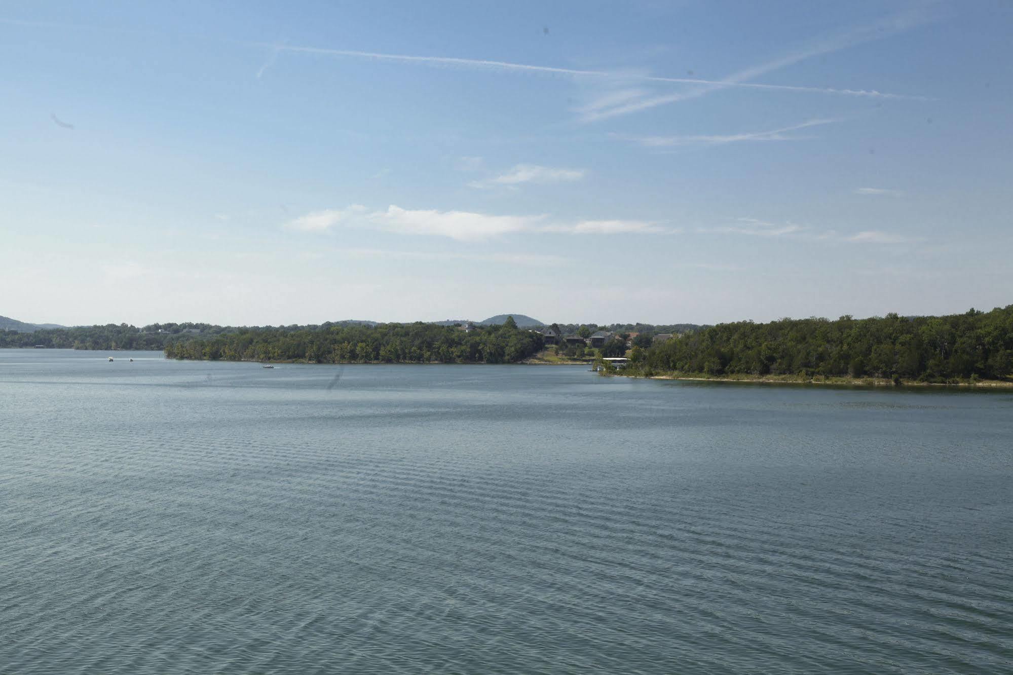 Table Rock Resorts At Kimberling Inn Kimberling City Exterior foto
